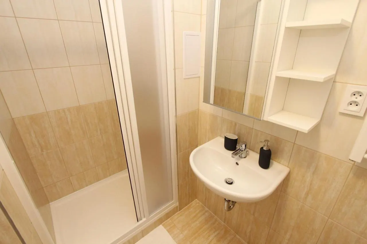 Zizka Home Apartments Prag