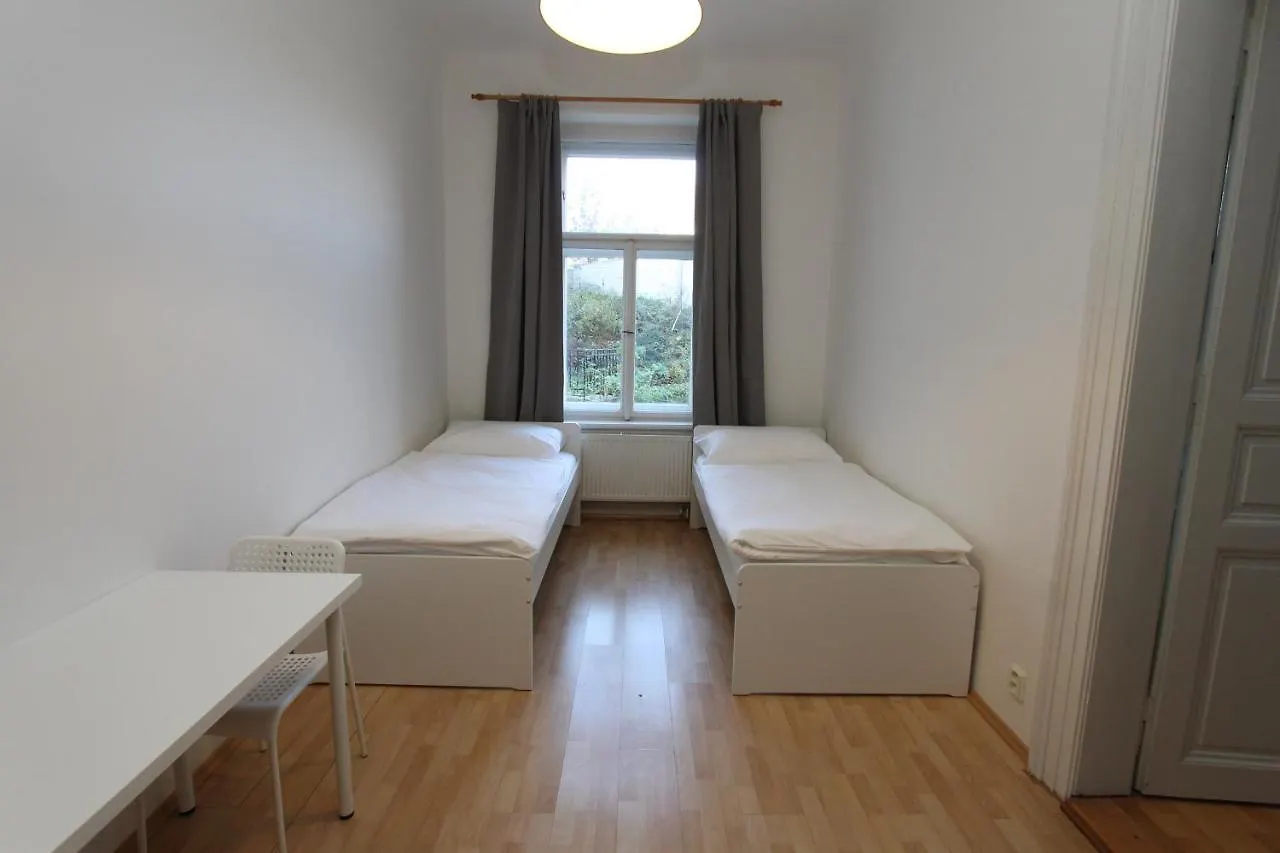 Zizka Home Apartments Prag