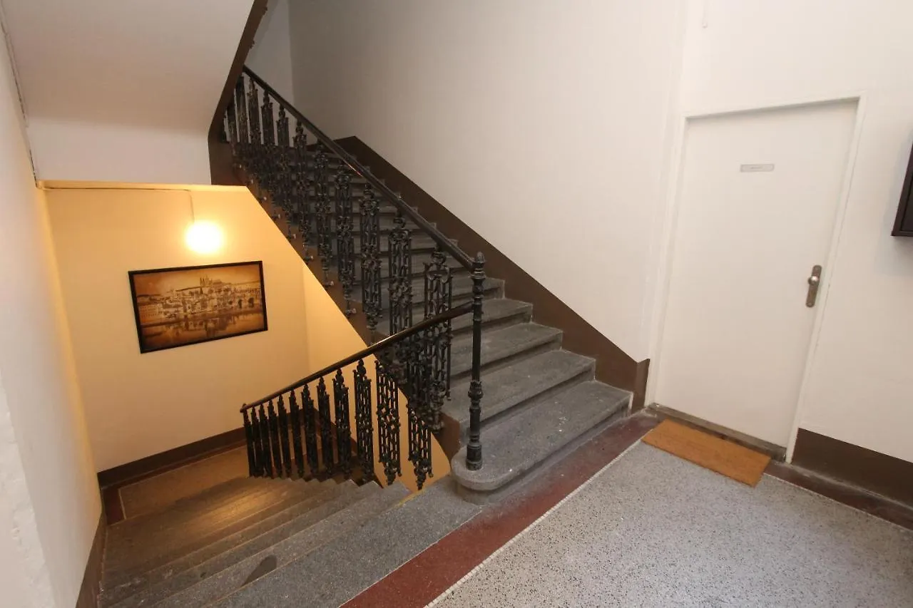 Zizka Home Apartments Prag